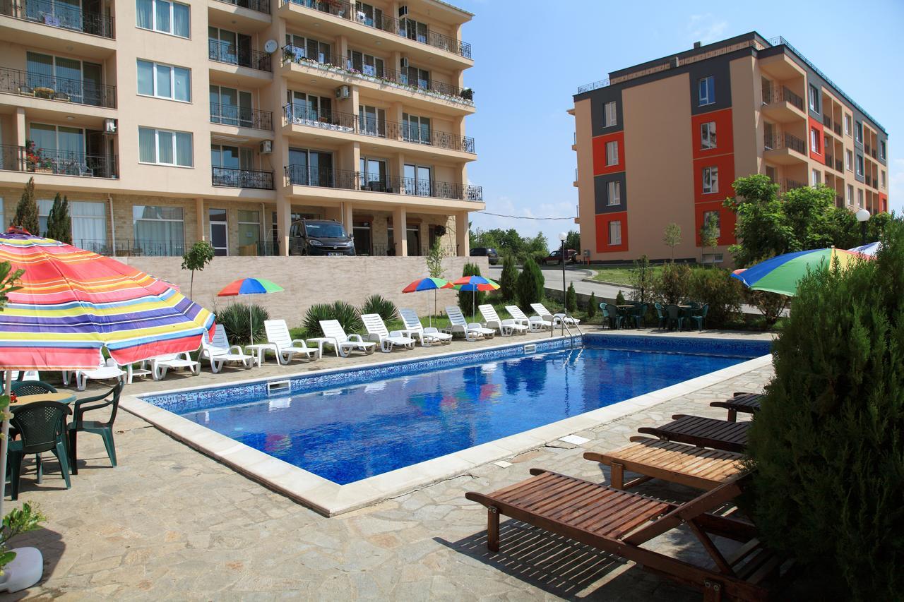 South Coast Apartments شومن المظهر الخارجي الصورة