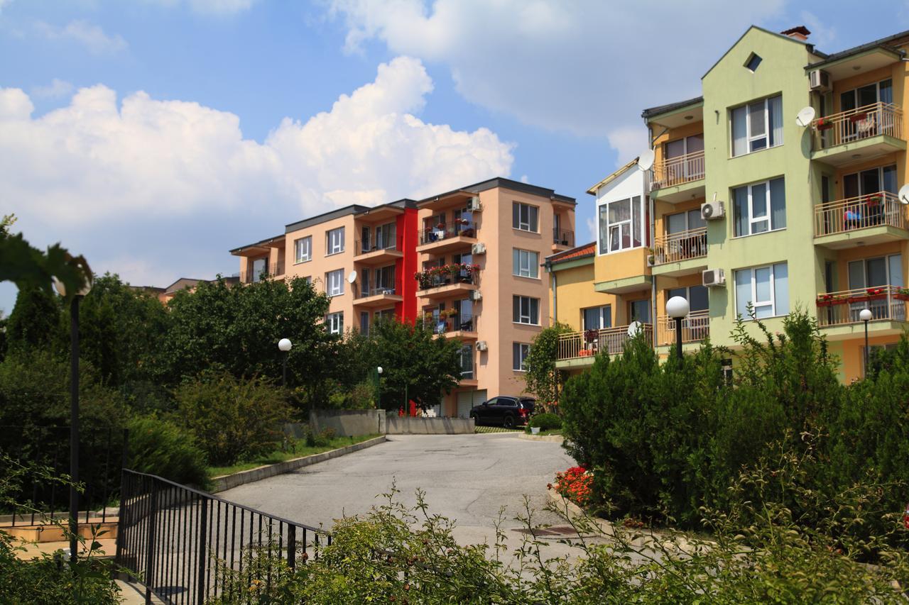 South Coast Apartments شومن المظهر الخارجي الصورة