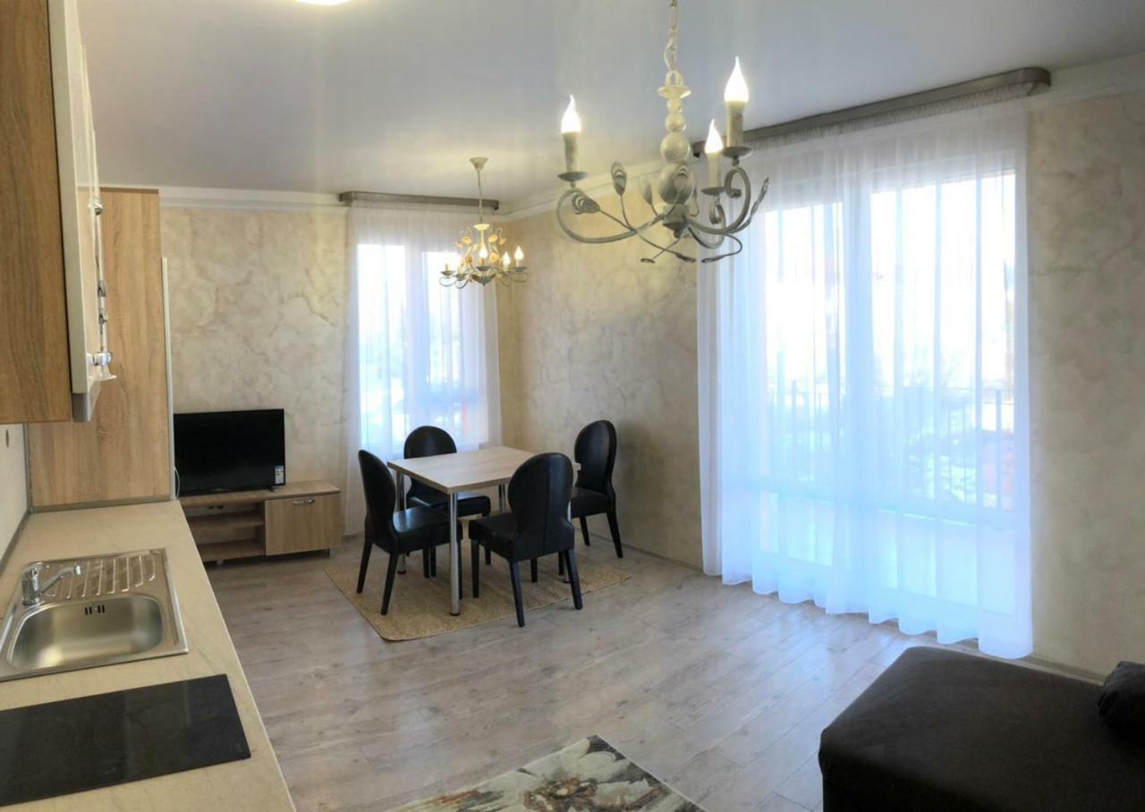 South Coast Apartments شومن المظهر الخارجي الصورة