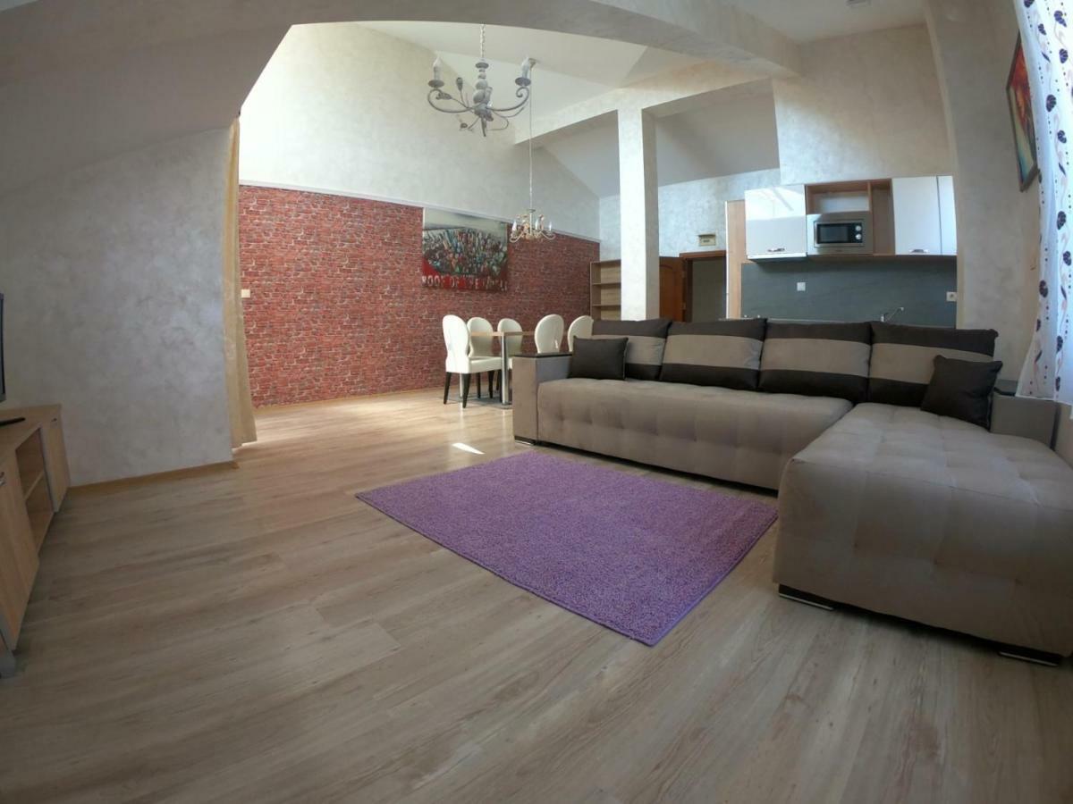 South Coast Apartments شومن المظهر الخارجي الصورة